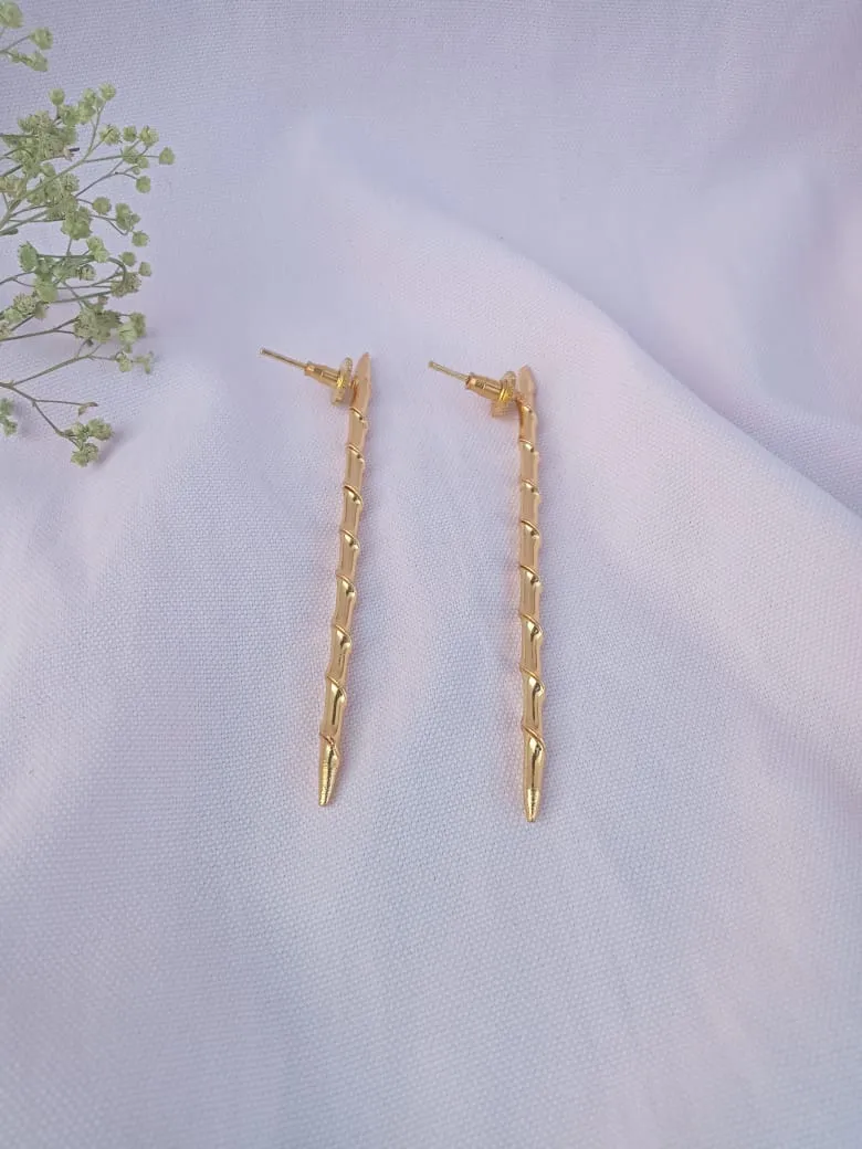 Stick in Twisted Earring